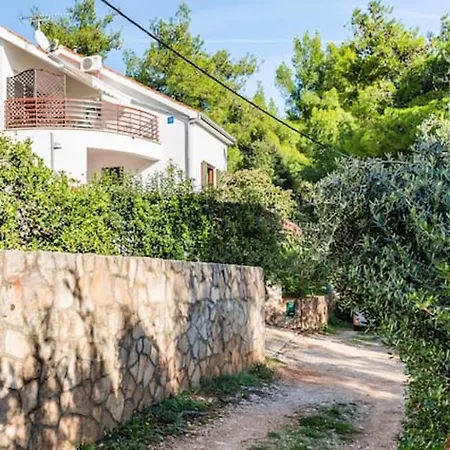 Charming In - 25 M² - Parking Included דירה זבלה