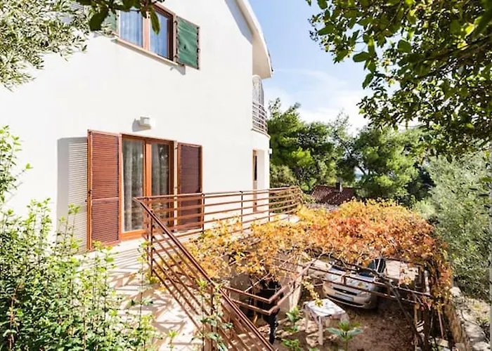 Charming In - 25 M² - Parking Included شقة