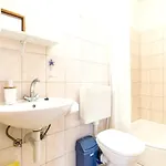 Apartament Charming In - 25 M² - Parking Included *