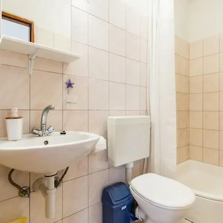 Charming In - 25 M² - Parking Included Apartment *